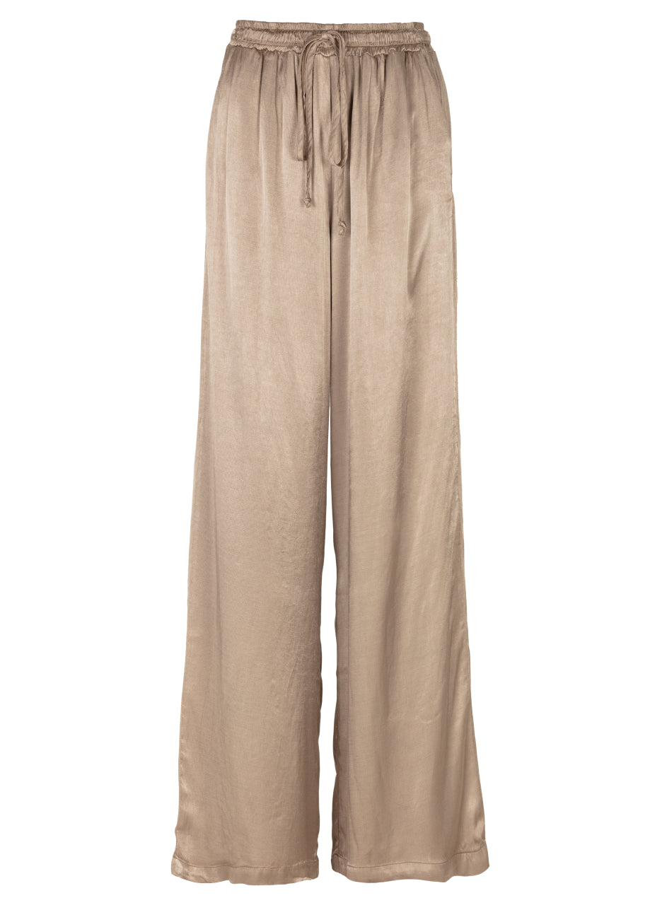 Estie Broek Zand
