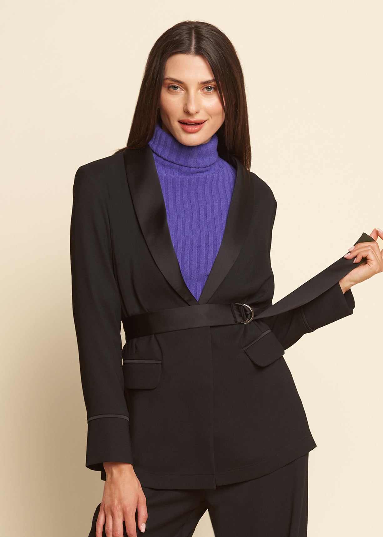 Scarlet Blazer Black Beauty