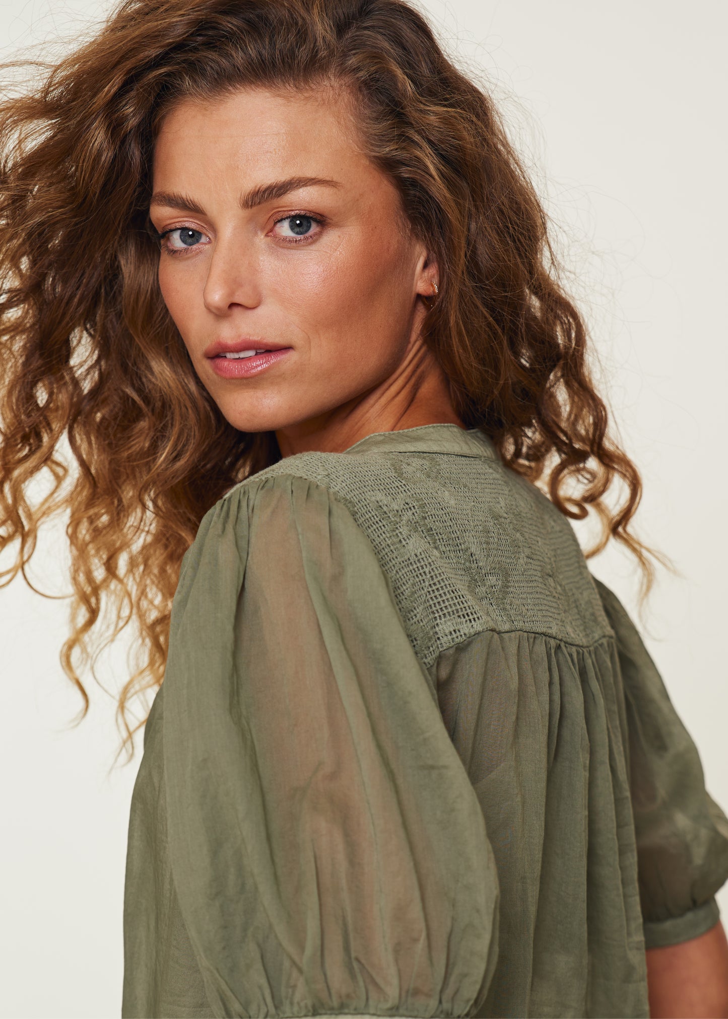 Yamma Blouse Khaki James