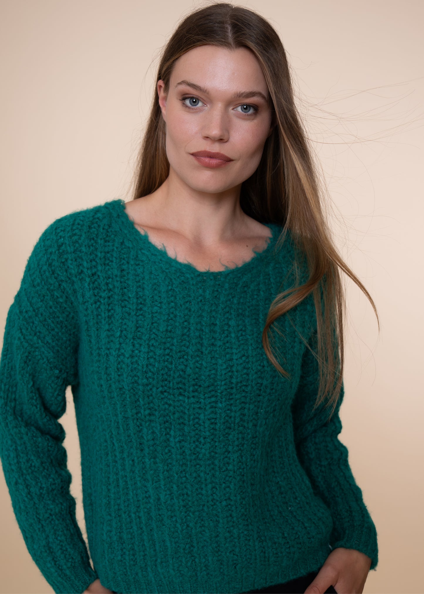 Banff Sweater Bright Emerald