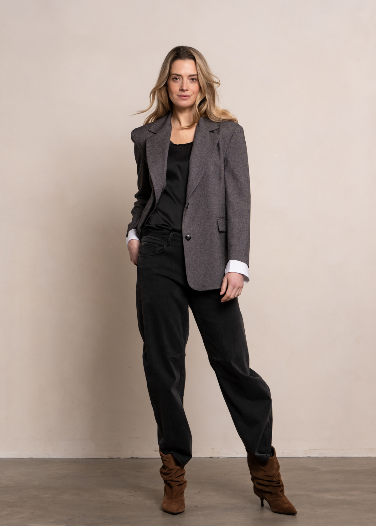 Luna Jeans - Black Denim