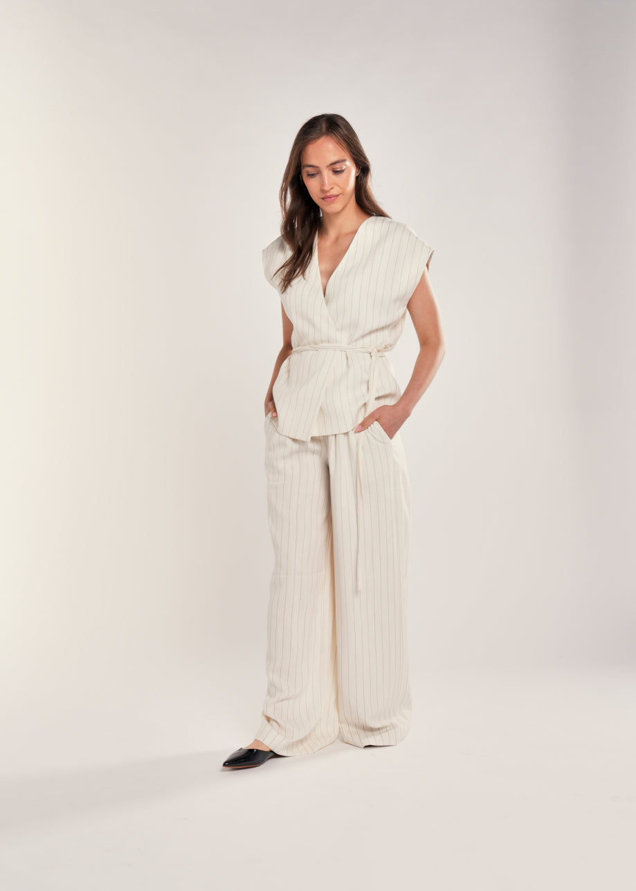 Desy Gilet Natural Pinstripe